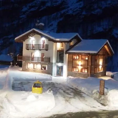 Fohre1748 * Gressoney-la-Trinité